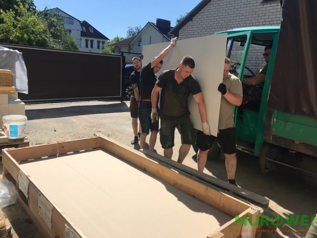 Podnoszenie płytek wielkoformatowych 3200/1600 mm