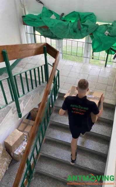 Jak przenieść biuro w Warszawie.