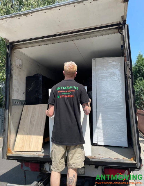 Jak przenieść biuro w Warszawie.