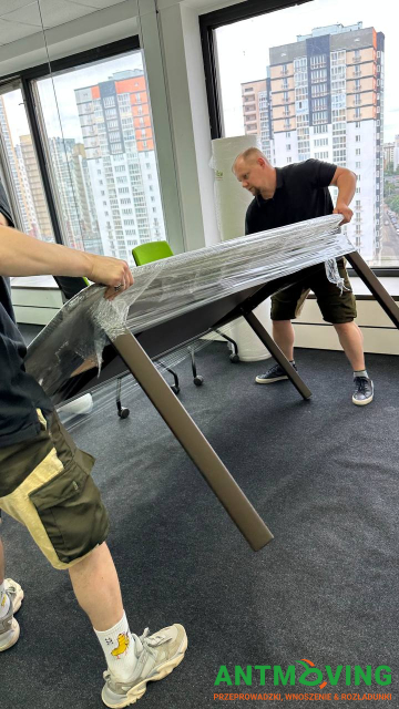 Jak przenieść biuro w Warszawie.