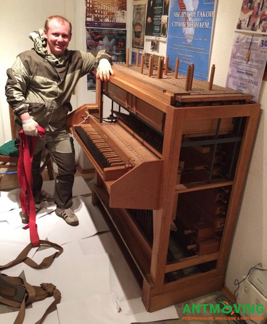 Transport fortepianu na ślub