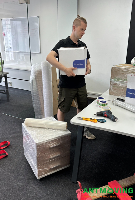 Usługi pakowania i rozpakowywania mienia