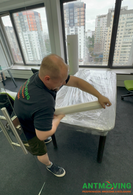 Usługi pakowania i rozpakowywania mienia