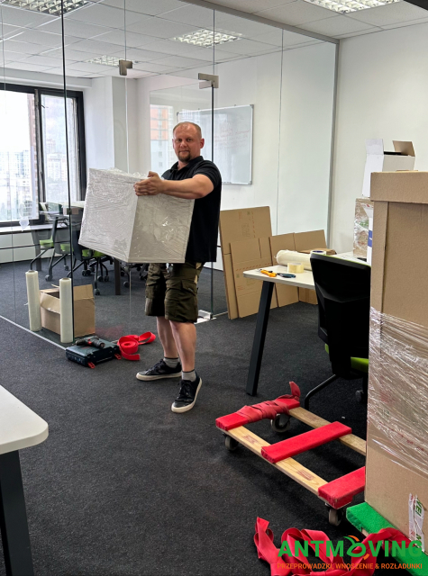 Usługi pakowania i rozpakowywania mienia