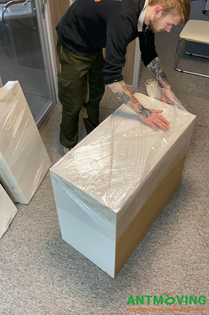 Usługi pakowania i rozpakowywania mienia