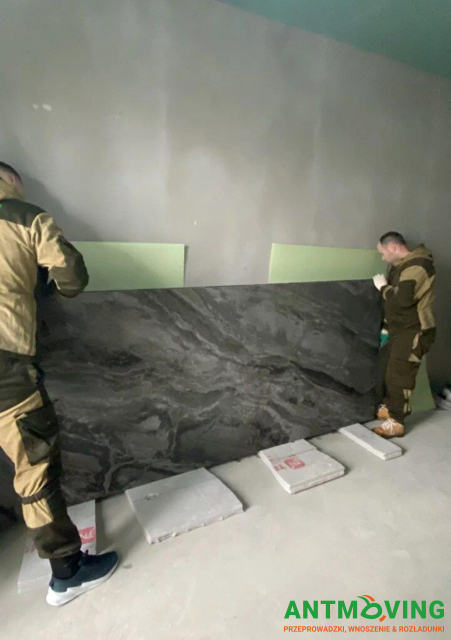 Podnoszenie płyt wielkoformatowych o wymiarach 2600/1200 mm