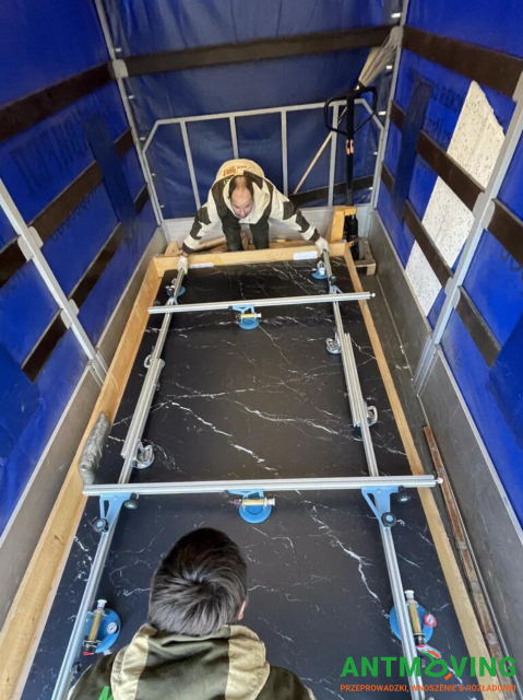 Podnoszenie płytek wielkoformatowych 3200/1600 mm