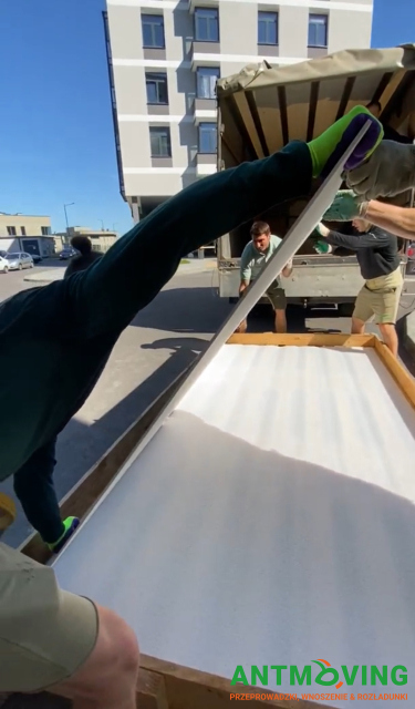 Podnoszenie płytek wielkoformatowych 3200/1600 mm