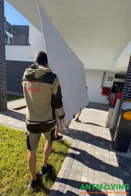 Podnoszenie płytek wielkoformatowych 3200/1600 mm