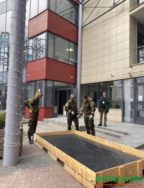 Podnoszenie płytek wielkoformatowych 3200/1600 mm