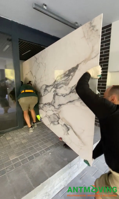 Podnoszenie płytek wielkoformatowych 3200/1600 mm