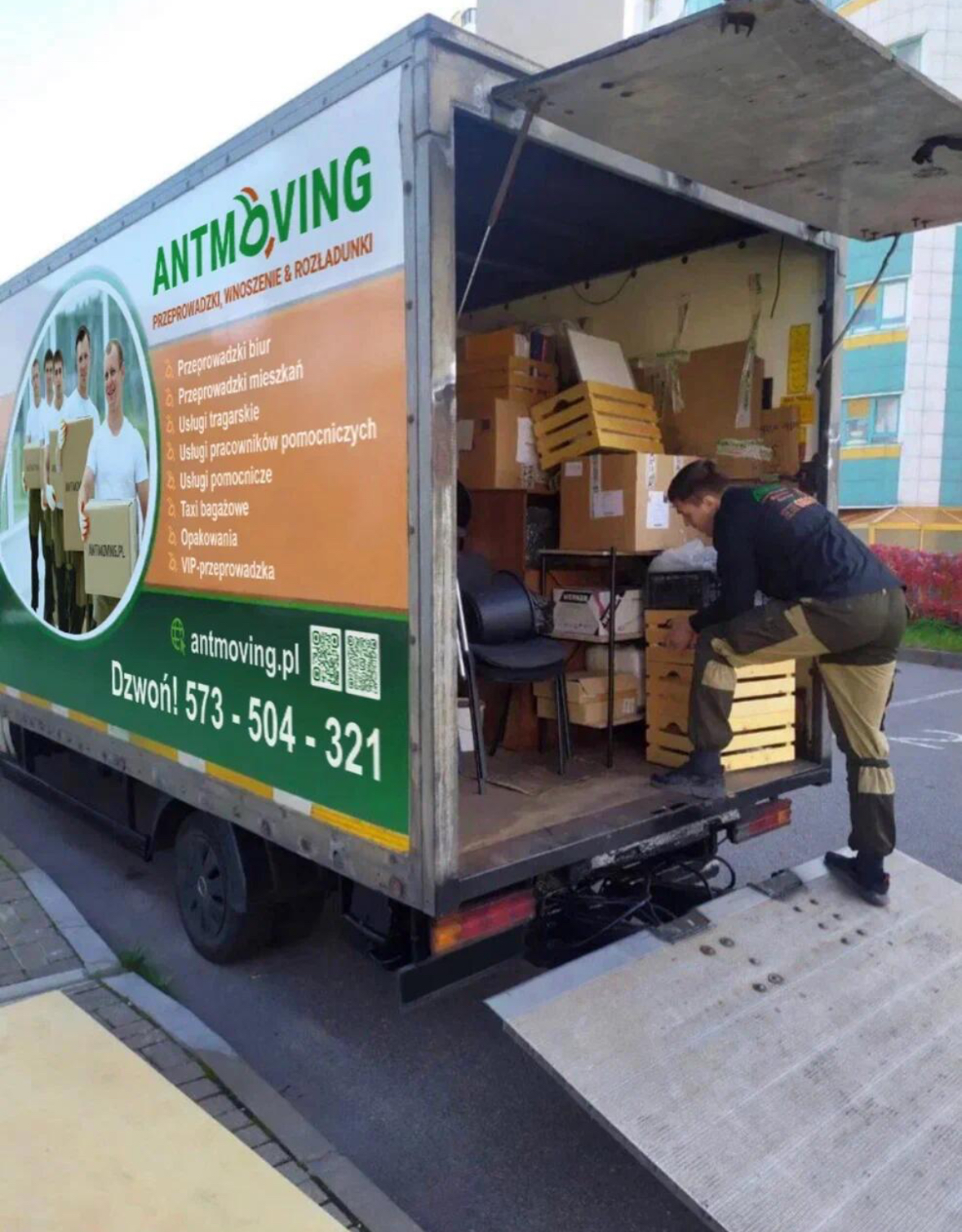 USŁUGI ZESPOŁU ANTMOVING