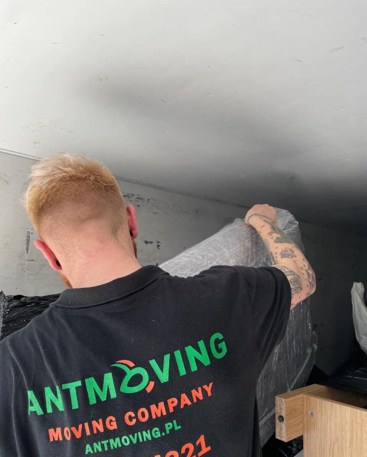 ZESPÓŁ ANTMOVING.PL  ZAWSZE GOTOWY