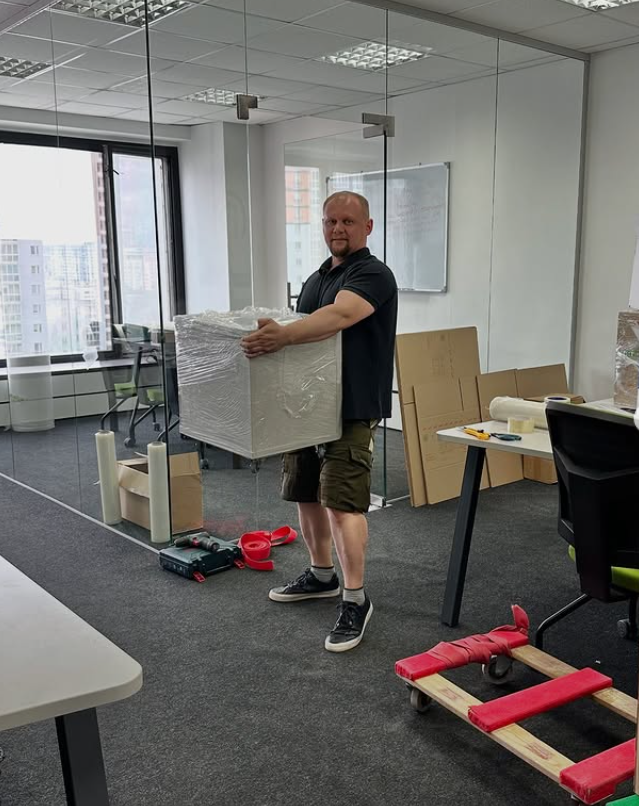 TRANSPORT BIURA BEZ NERWÓW?