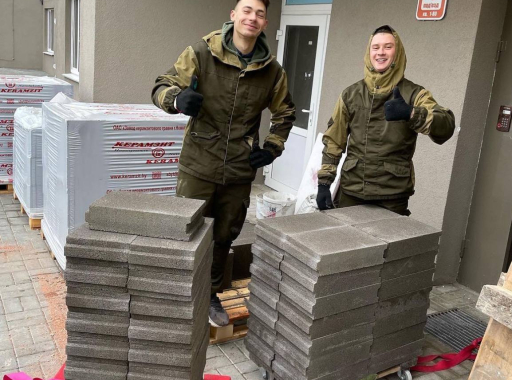 DLACZEGO WARTO SKORZYSTAĆ Z USŁUG FIRMY ANTMOVING, ZAMIAST ROBIĆ WSZYSTKO SAMEMU?