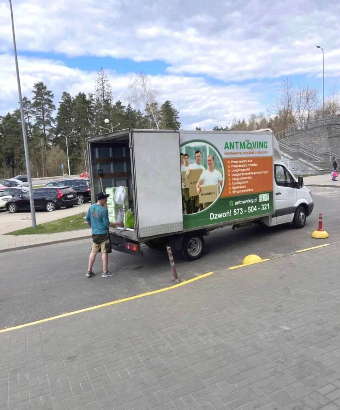 PRZEPROWADZKA MIESZKANIA W WARSZAWIE – JAK SIĘ  PRZYGOTOWAĆ DO NIEJ?