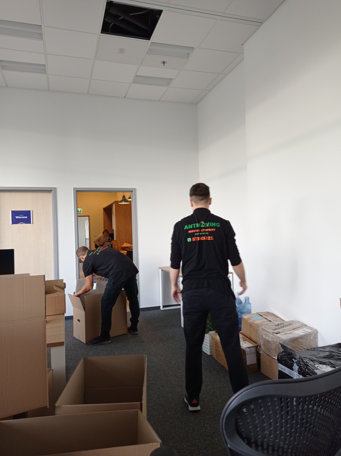 JAK PRACUJEMY PODCZAS PRZEPROWADZKI BIURA?